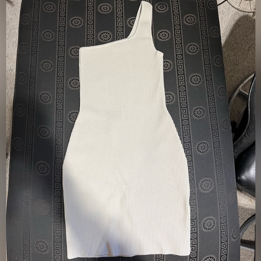 Babaton dress